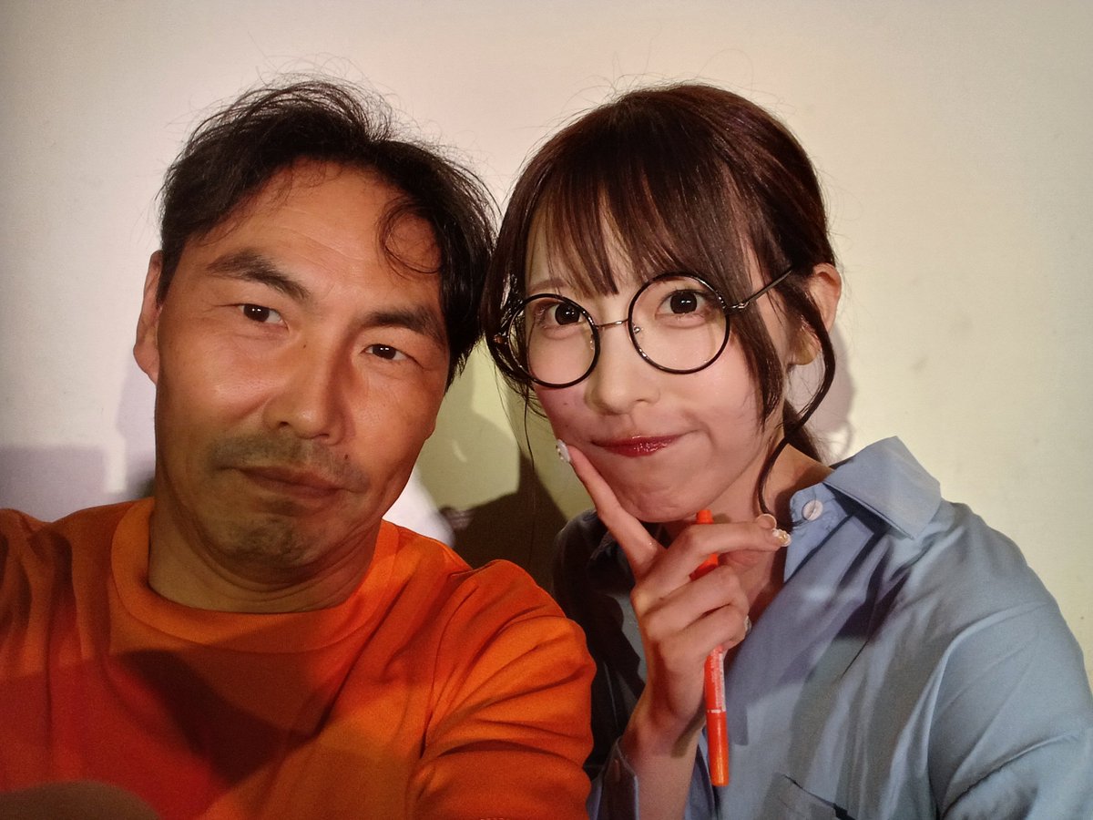 ys70057501's tweet photo. 彼シャツ姿のくると一緒 #桜井来海 #ティラミスアイドル https://t.co/OrrHan60Nd