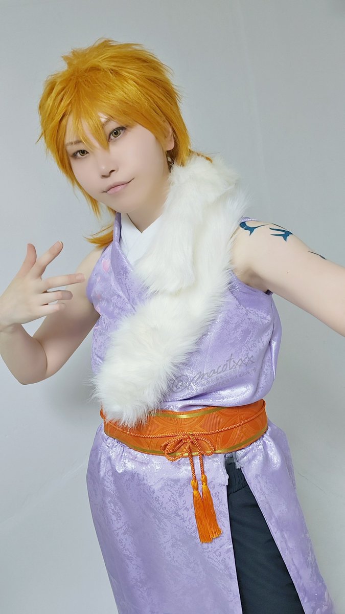 macotxxx's tweet photo. 《コスプレ》
本日撮影でございました！！ライブ風衣装はるにチーム🎤🍁

勝真さんの新しい衣装増やしたぞー🙌
そして、考えたら昨年の11月からずーっとかつざねさんのコスしかしてないことに気づきました(笑)
安定の友・陸さん柚希ちゃんはやとさん今日もありがとう～♥️ https://t.co/7O9nCn4eeM