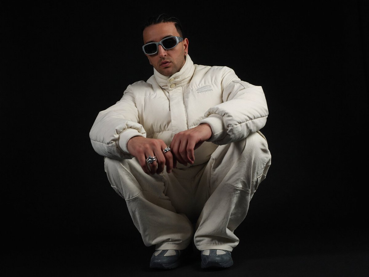 elruemusic tweet picture
