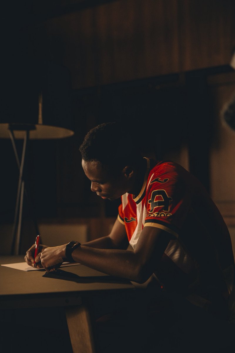 msangare2002's tweet photo. Proud to join Brentford, the home of the Bees 🐝

A new chapter. A new challenge.

I’m truly excited to discover the Premier League and can’t wait to meet the fans ❤️

I felt something special from the very first moment, and I’m proud to become part of this family.

I can’t wait to give everything for these colours and create unforgettable memories together

Come On You Bees!