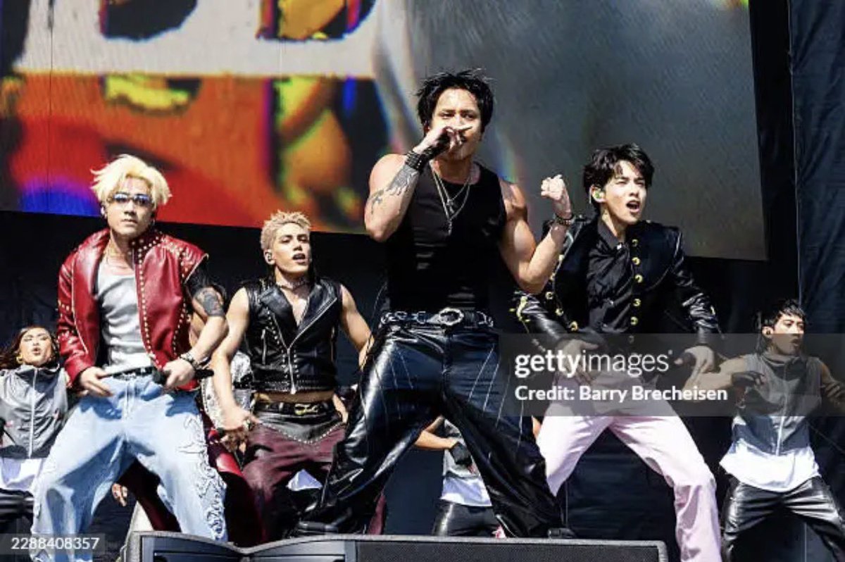 stiffmeister_md's tweet photo. Their Getty images are fire 🔥 check them out 

https://t.co/dDQ6K2vnBX 

SB19PALOOZA FESTIVAL
@SB19Official #SB19
#SB19atLollapalooza https://t.co/QrroR78Hxx