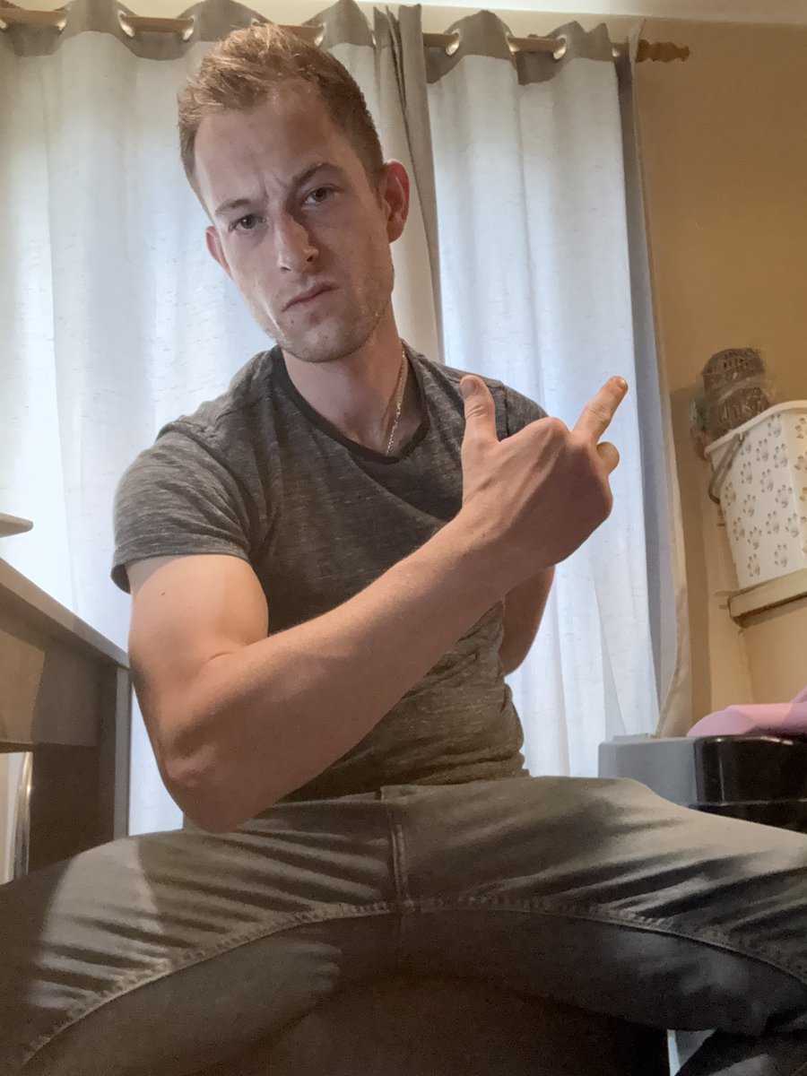 Master_Ceasar's tweet photo. On your knees you dirty little loser fucks and submit to your  fucking king ! 

#findom #alpha #drains #goon https://t.co/mAtMRwjupw