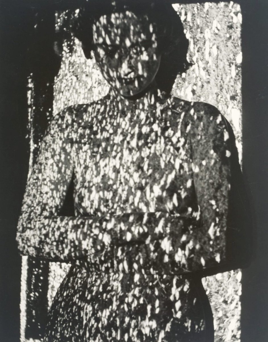 Ttalindeyzac's tweet photo. ‘Nude and Projection’, 
Arthur Siegel, 1947 https://t.co/OUfuBJrgW4