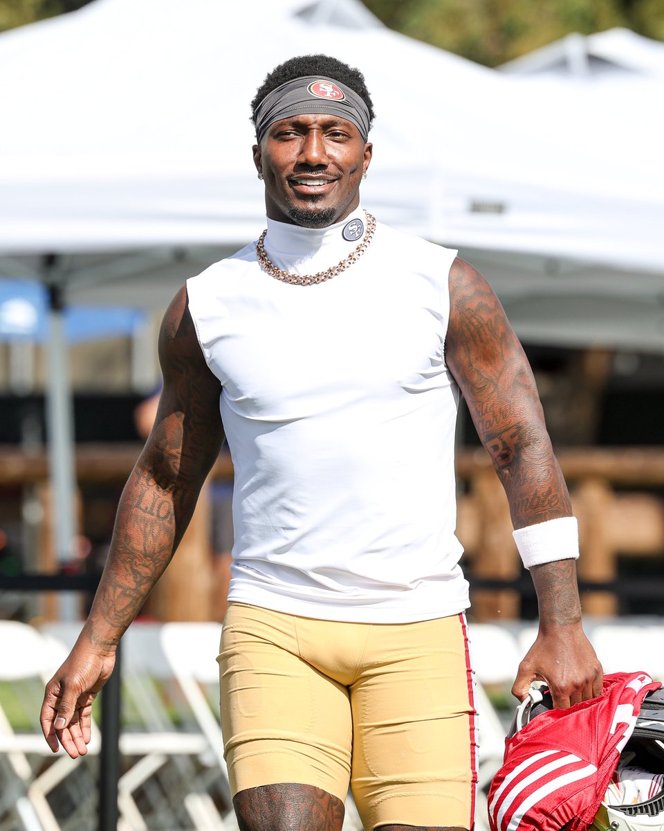 49ers's tweet photo. Reply with a 😃 to welcome Deebo back!

@Visa | #FTTB https://t.co/CwRgtAozdE