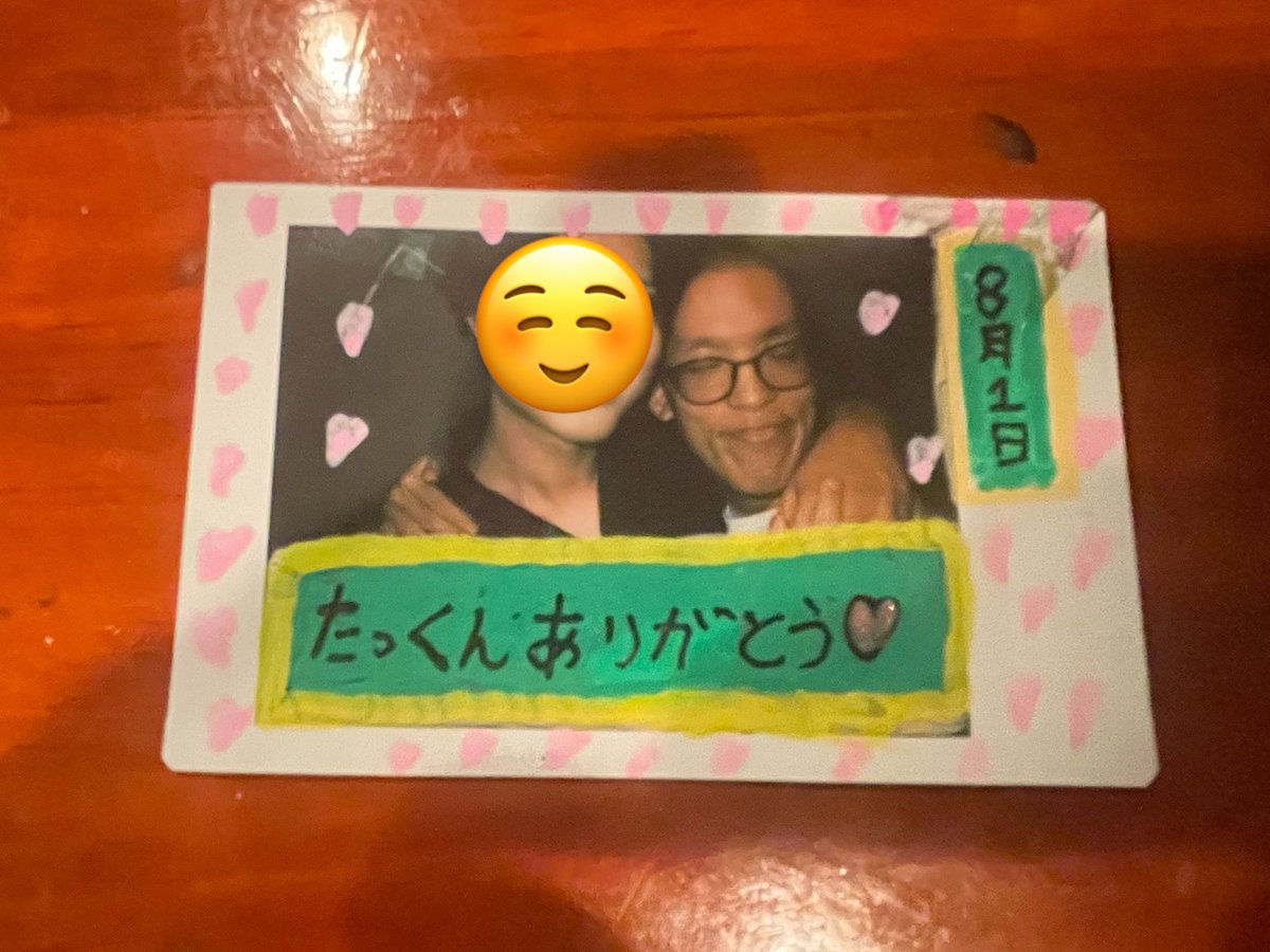 vrcbulbobos's tweet photo. チェキ撮ってくれてありがと https://t.co/GJZou754wL