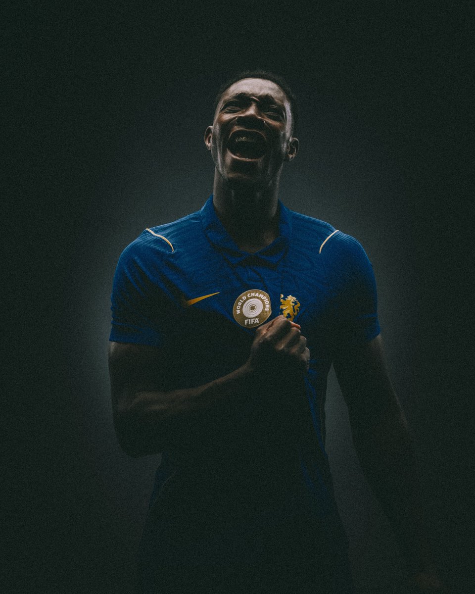 ChelseaFC's tweet photo. Super Danny Welbeck. 🫡 https://t.co/SoWoP1MSqa