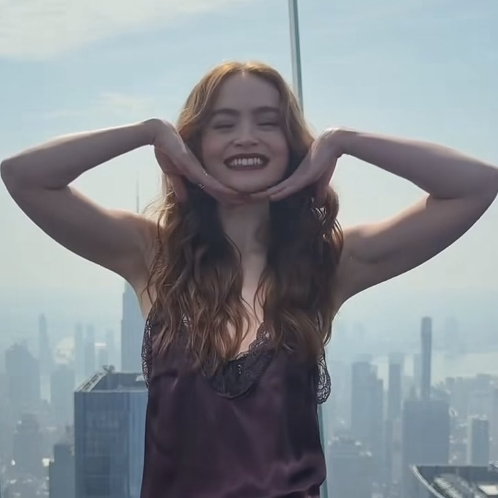 sadieposts's tweet photo. sadie sink in a promo video for spider-man: brand new day 🕷️ https://t.co/bQtFb6mWDI