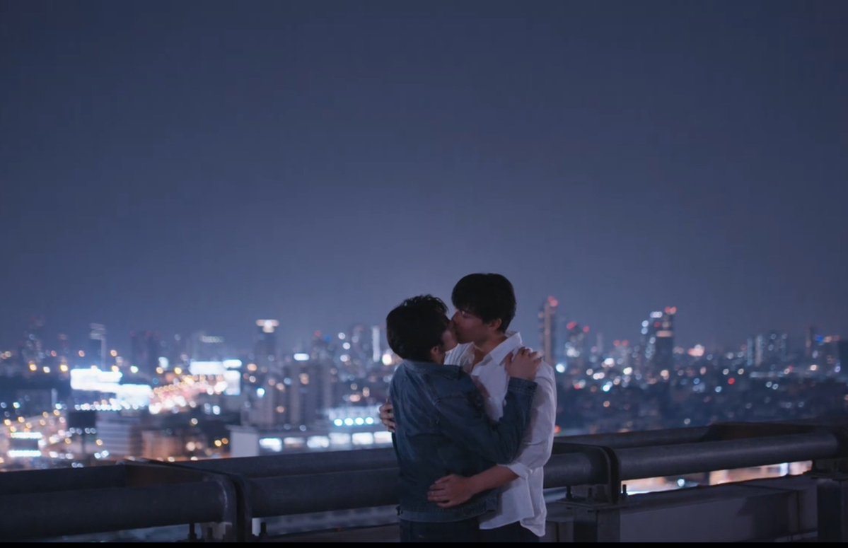 Niiiiiiiky_'s tweet photo. The ending is perfect SO BEAUTIFUL 😭😭

PAYBACK THE SERIES FINAL EP
#PaybackFinalEP
#PAYBACKTheSeries https://t.co/zZyiJpRgXT