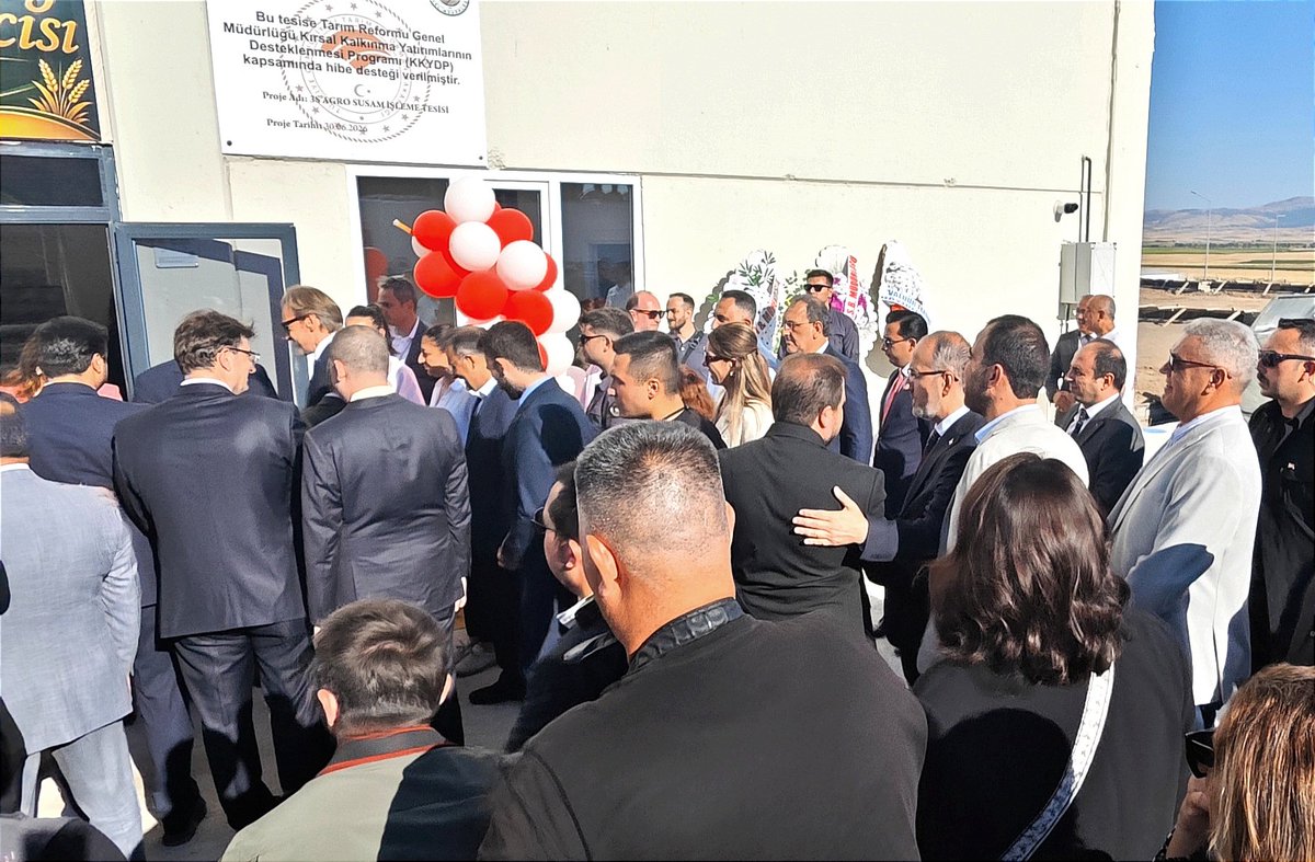 afyonism's tweet photo. İl Sağlık Müdürü Dr. Hakkı Öztürk, Aile ve Sosyal Hizmetler Bakanı Mahinur Özdemir Göktaş'ın teşrifleriyle Emirdağ Organize Sanayi Bölgesi'nde faaliyete geçen fabrikanın açılış programına katıldı.
https://t.co/VFrAHbBPzX https://t.co/73UdUCp3wC