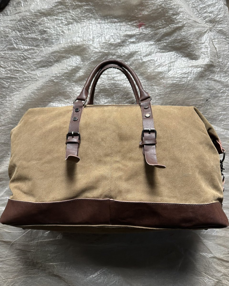 kromthrift's tweet photo. Brown Duffel Bag
🏷️ GH¢ 250 https://t.co/XE7gQ02KH8