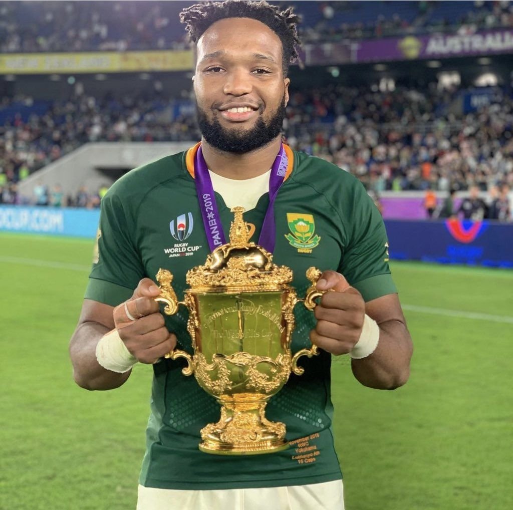 scrumming_ten's tweet photo. The streets will never forget 2019 Lukhanyo Am! https://t.co/tAxvCFs8aY