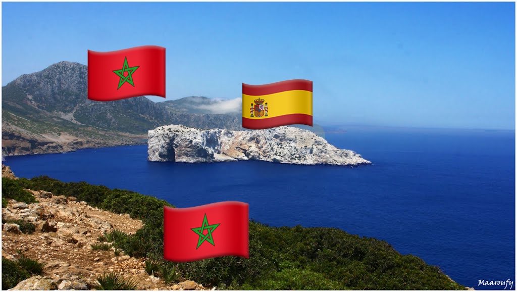 Moe__Syzlak's tweet photo. 2026 : Spain 🇪🇸 still claims this empty rock in front of Morocco 🇲🇦

🏝️ Perejil Island https://t.co/eNGwdsvT8v