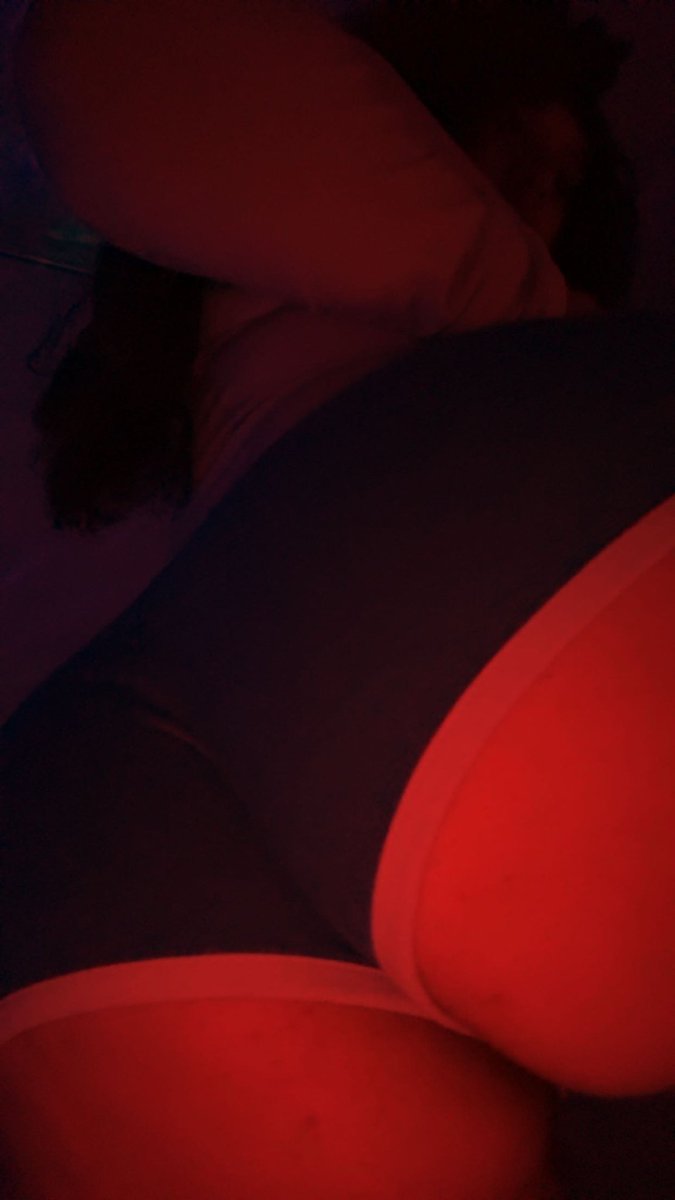 PrettyBitxhes04's tweet photo. https://t.co/KIrqZVVWlj