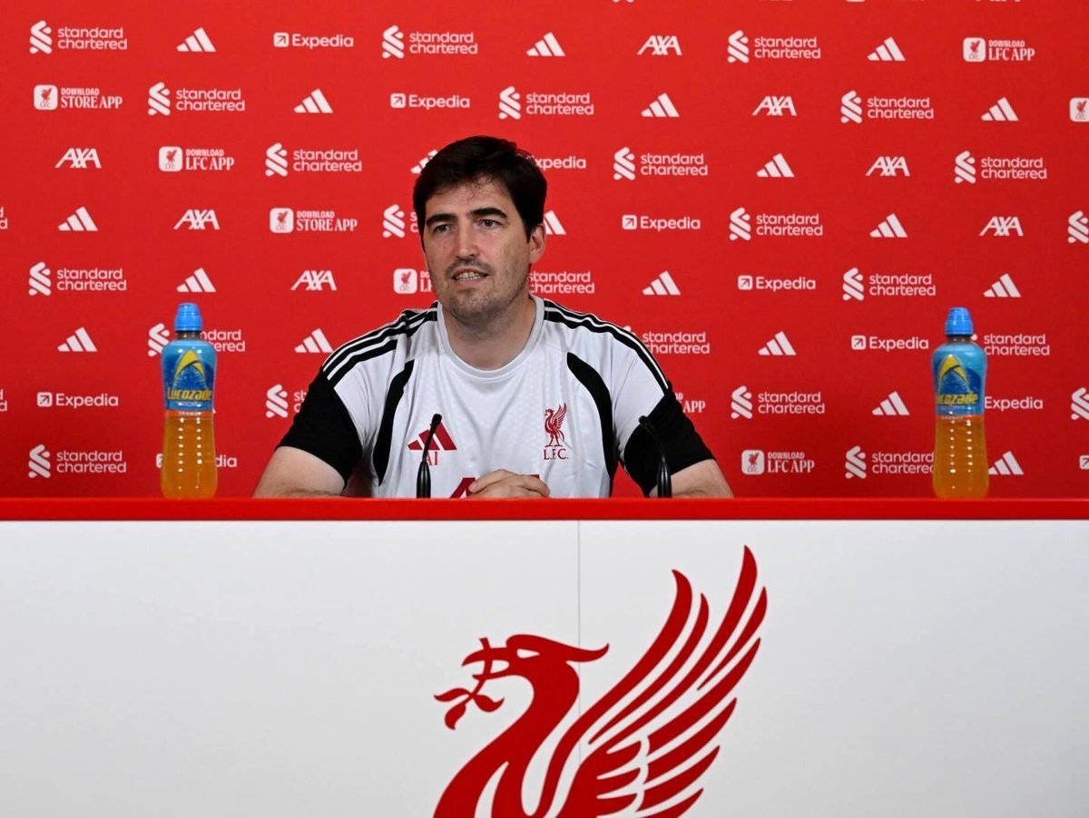 Joshpeelfc's tweet photo. 🚨👀 EXCLUSIVE💣
Liverpool are reportedly NOT planning to sign another centre-back this summer.
Despite the ongoing defensive crisis, #LFC are considering Jeremie Frimpong as a temporary centre-back option rather than entering the market for a new defender.
Andoni Iraola is believed to trust Frimpong's pace and ball-playing ability to fill the role until Liverpool's defensive situation improves.
❓Would you trust Jeremie Frimpong at centre-back, or should Liverpool sign a natural CB instead?
📲 Check my bio to join my Telegram channel for more updates.