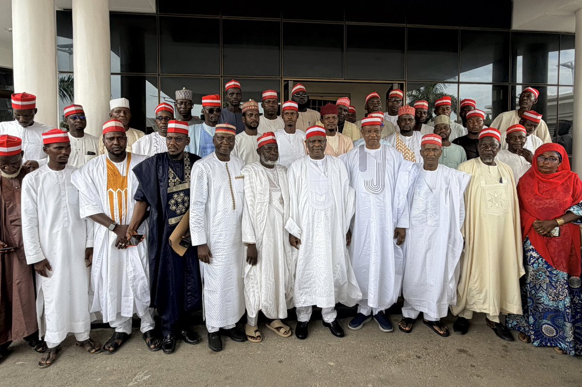 NigeriaNDCHQ's tweet photo. The Vice-Presidential candidate of our great party, His Excellency Sen. Rabiu Musa Kwankwaso, PhD, FNSE, today received a high-powered delegation of NDC youth members from Katsina and Jigawa States at his residence along Miller Road, Kano State.

The delegation briefed our Vice-Presidential candidate on their mobilisation drive for the party in their various states and engaged in fruitful discussions on the party’s programmes, vision, and commitment to building a better future for Nigerians.
