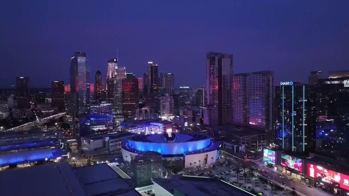 Crypto.com Arena in Los Angeles at night