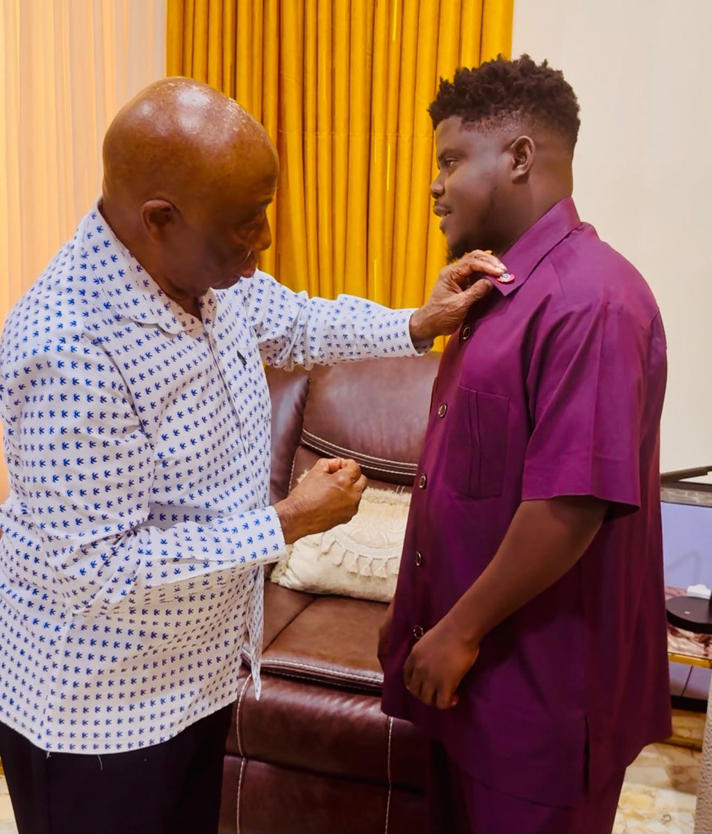 wode_maya's tweet photo. I am deeply honored and humbled to have been recognized by His Excellency President Joseph Nyuma Boakai, Sr. with a Special Presidential Pin in appreciation of my efforts to showcase the beauty, culture, and positive image of Liberia.

This recognition means more than words can express. It inspires me to continue telling Africa’s story with pride and passion, and to keep highlighting the incredible people, places, and opportunities our continent has to offer.

Thank you, Mr. President, for this meaningful honor. Long live the Republic of Liberia! 🇱🇷❤️