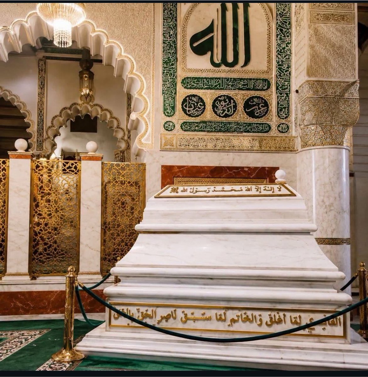 Goraa_FALL's tweet photo. As salaamou ‘aleyka yaa Khaliifata LaaHi,
As salaamou ‘aleyka yaa Khaliifata Rassoùlilaahi,
As salaamou ‘aleyka yaa ayyouHal Khoutboul Maktoùm,
As salaamou ‘aleyka yaa Sayyidanaa, wa Cheikhanaa, wa Mawelanaa AHMADA TIDJAANI CHERIF RTA🤍 https://t.co/mnd5c9f0O4