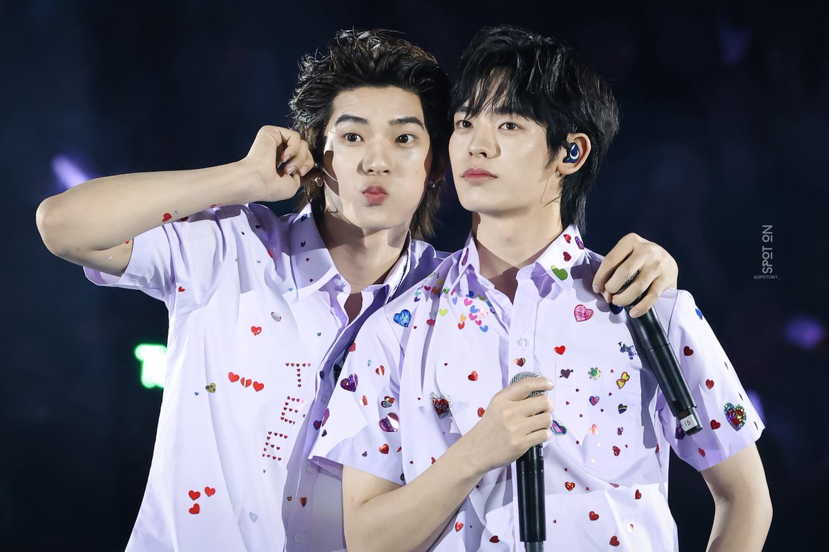 SpotOn1__'s tweet photo. W/ Special One

TEETEEPOR CHEER UP

#ตี๋ตี๋ป๋อสปอร์ตเดย์2026
#DMDSPORTDAY2026

「1 AUG : 𝐃𝐌𝐃 𝐒𝐏𝐎𝐑𝐓𝐒 𝐃𝐀𝐘 𝟐𝟎𝟐𝟔 ー 🐶🐻‍❄️🏀🏆」
#twnpich @twnpich ☀︎🐾
#porsuppakarn @porsuppakarn ❍🪽 https://t.co/43KexPDDbK