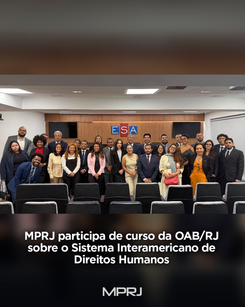 MP_RJ's tweet photo. O #MPRJ participou do III Curso de Delegados e Delegadas de Direitos Humanos, promovido pela Comissão de Direitos Humanos e Assistência Judiciária da OAB/RJ.
🔗 Saiba mais: https://t.co/8bGz1d7WDq
#MinisterioPublico #RJ #Noticias #DireitosHumanos #ParaTodosVerem https://t.co/ijyTLRzwjo