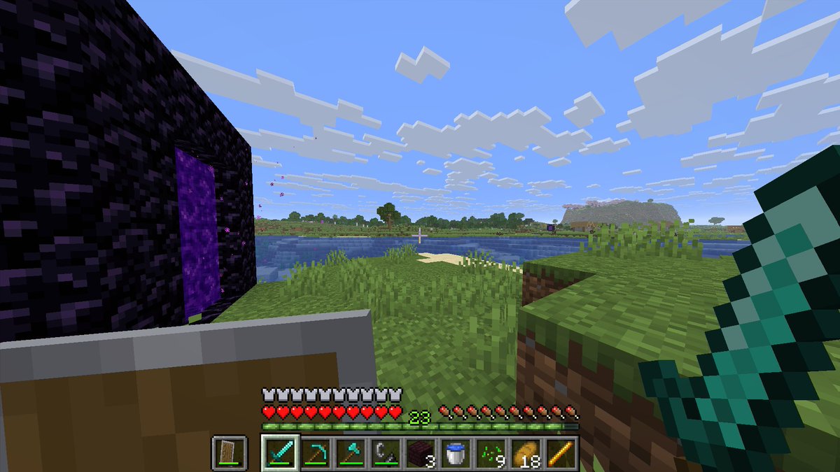 ponmegalodon's tweet photo. semone can explain pls WHY SECOND NETHER PORTAL APPEARED OUT OF NOWHERE? https://t.co/m6ZvydXNSQ