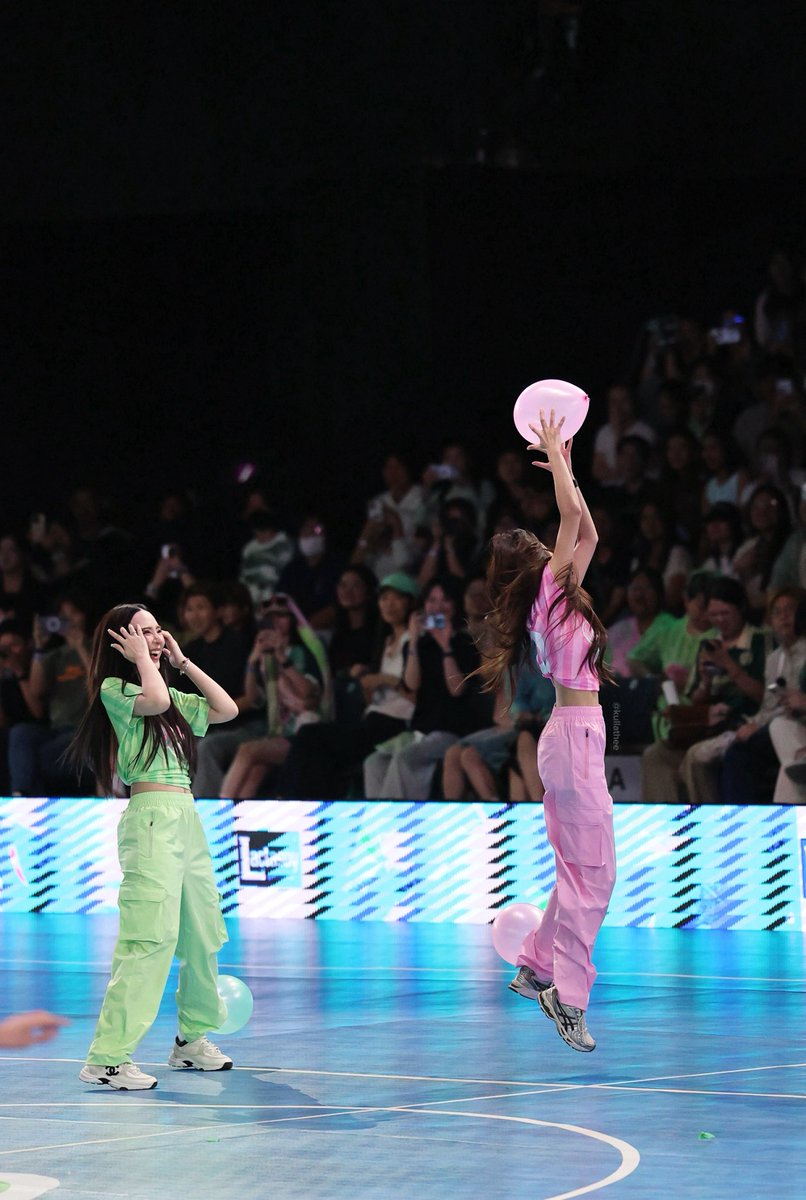 kullathee's tweet photo. ฟังนะ ลูกพ้มลีลาไม่เคยเปนรองใคร คือ จะบินอยู่อย่าง55555555555

ENJOY SHINE ON GIRLS CUP
#CH3GirlsCup2026 https://t.co/h1tqCfbIL4