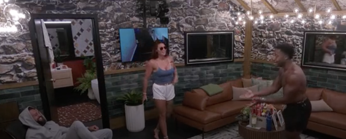 BenBast96's tweet photo. 🚨 Haley confirms with Chuk and Kamu that if the veto is used, she will nominate Lyric as a pawn. #bb28 https://t.co/Pe4bZb4jlk