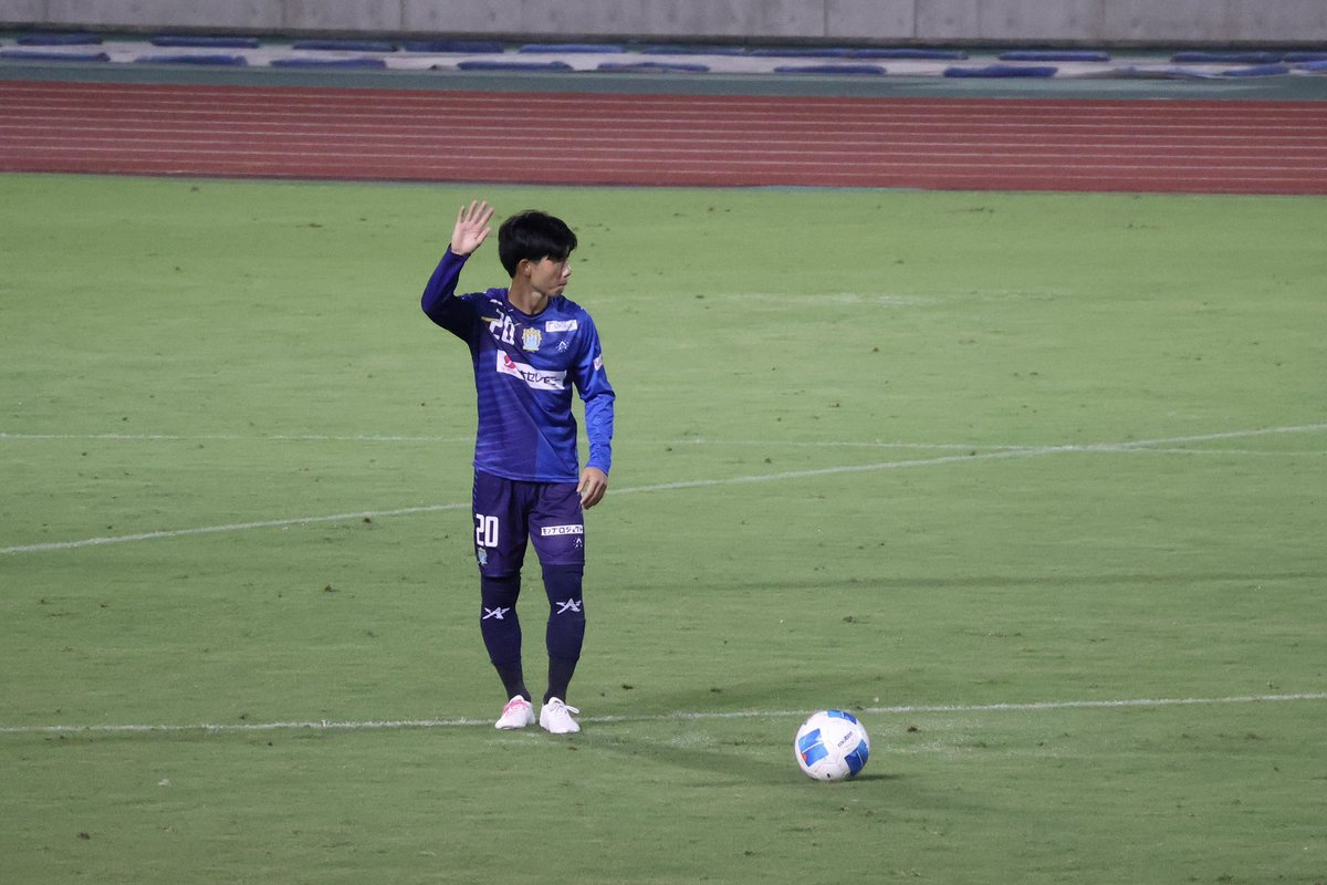 sp0m424's tweet photo. 入った瞬間セットプレー見れて感無量🥹

#松本翔
#バレイン下関 https://t.co/ZaU5qm1him