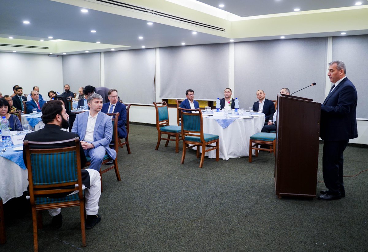MUSLIMInstitut's tweet photo. Farewell dinner in the honour of H.E. Khazar Farhadov, Ambassador of Azerbaijan to Pakistan. 
Sahibzada Sultan Bahadar Aziz (Incharge programmes, MUSLIM Institute) delivered the vote of thanks. H.E. Khazar Farhadov, Ambassador of Azerbaijan to Pakistan also shared his remarks. https://t.co/mDWTYwHZy4