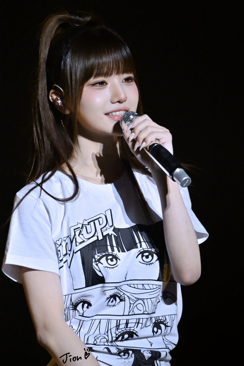 _2ndry_KP_'s tweet photo. 260731 Link UP Sound check

セリナって照明上手く活かしてる感じする

#SERINA #세리나 
#MADEIN #메이딘 https://t.co/ciXoucc4Me