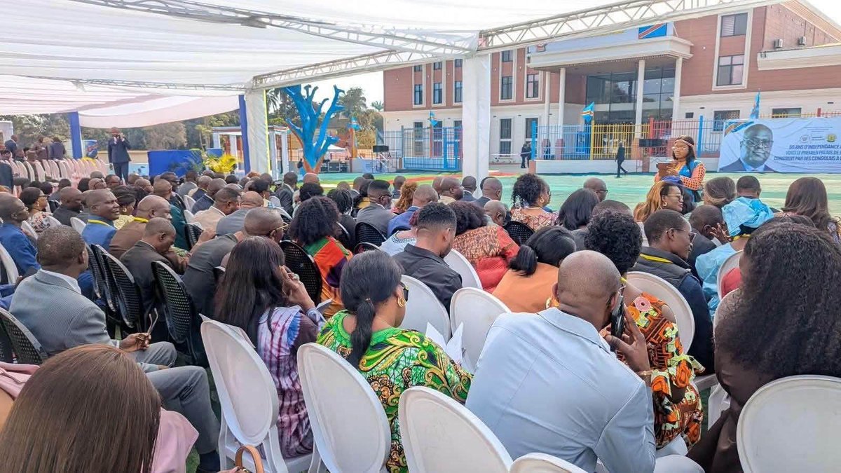 OlivierDomyBey1's tweet photo. 🚨LUBUMBASHI : Le nouveau palais de Justice sera inauguré tout à l’heure par le Président de la République Félix Antoine Tshisekedi ⬇️ https://t.co/7hGv11c7v9