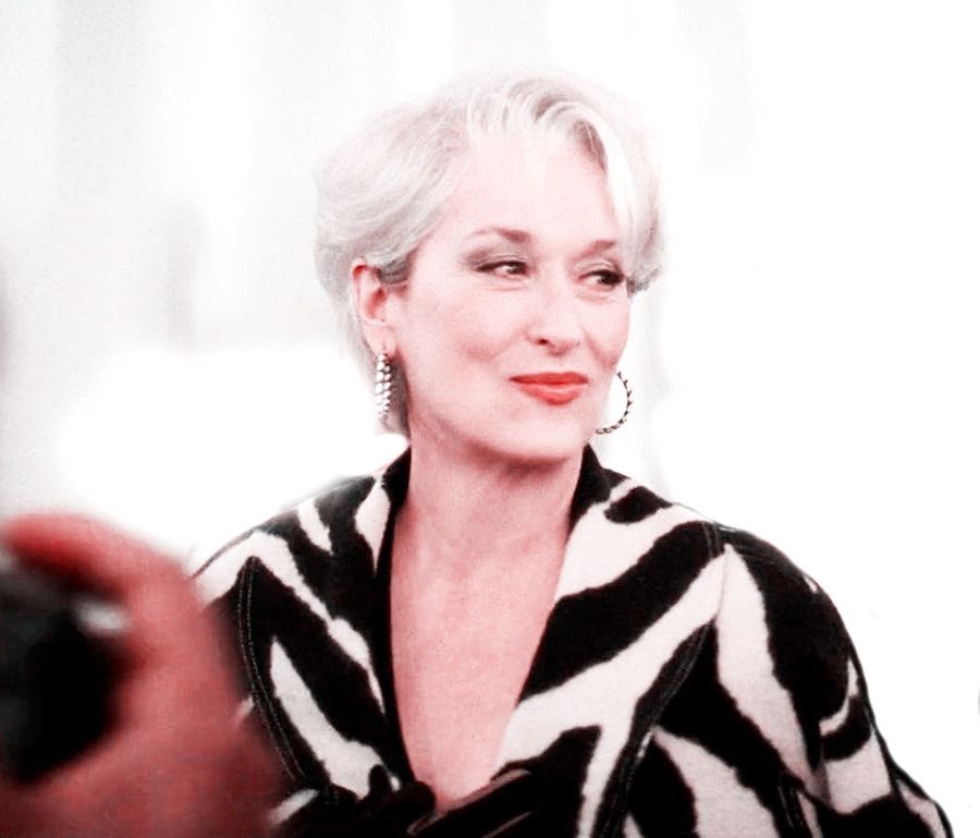 mirandysaurus's tweet photo. no man deserves her!! https://t.co/mzsFl69D8K