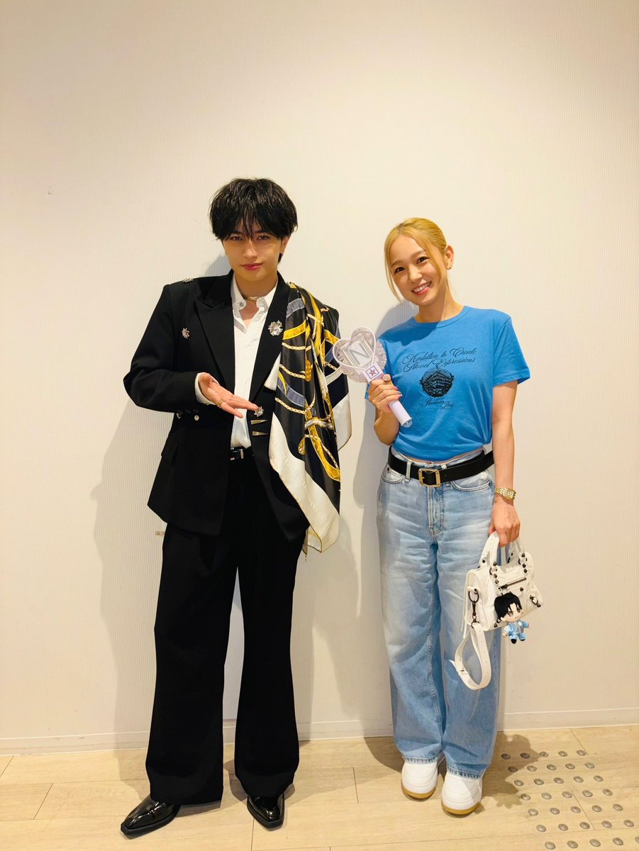 aika___318's tweet photo. ライブとかテレビでは
キラキラふわふわドレスで
プリンセス��て感じやけど
プライベートのカジュアルカナやんも
めっちゃかわいい眼福🥹💖💖

投稿の1枚目と最後がカナやんとの
写真でなんか嬉しい😂💞 https://t.co/hjG4QjUu9c