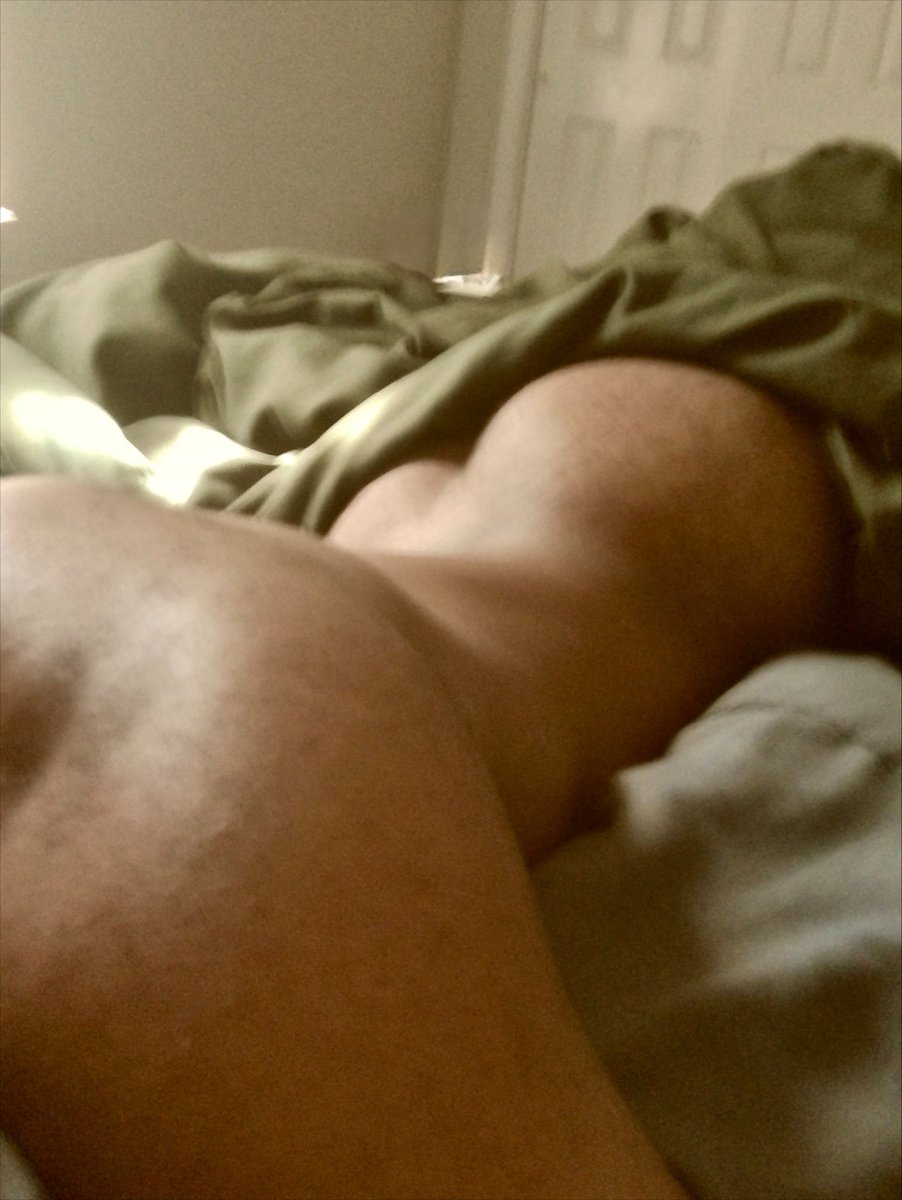 FKALvsty's tweet photo. woke up with a fat ass. anyone hungry? https://t.co/yZMemhdkAs