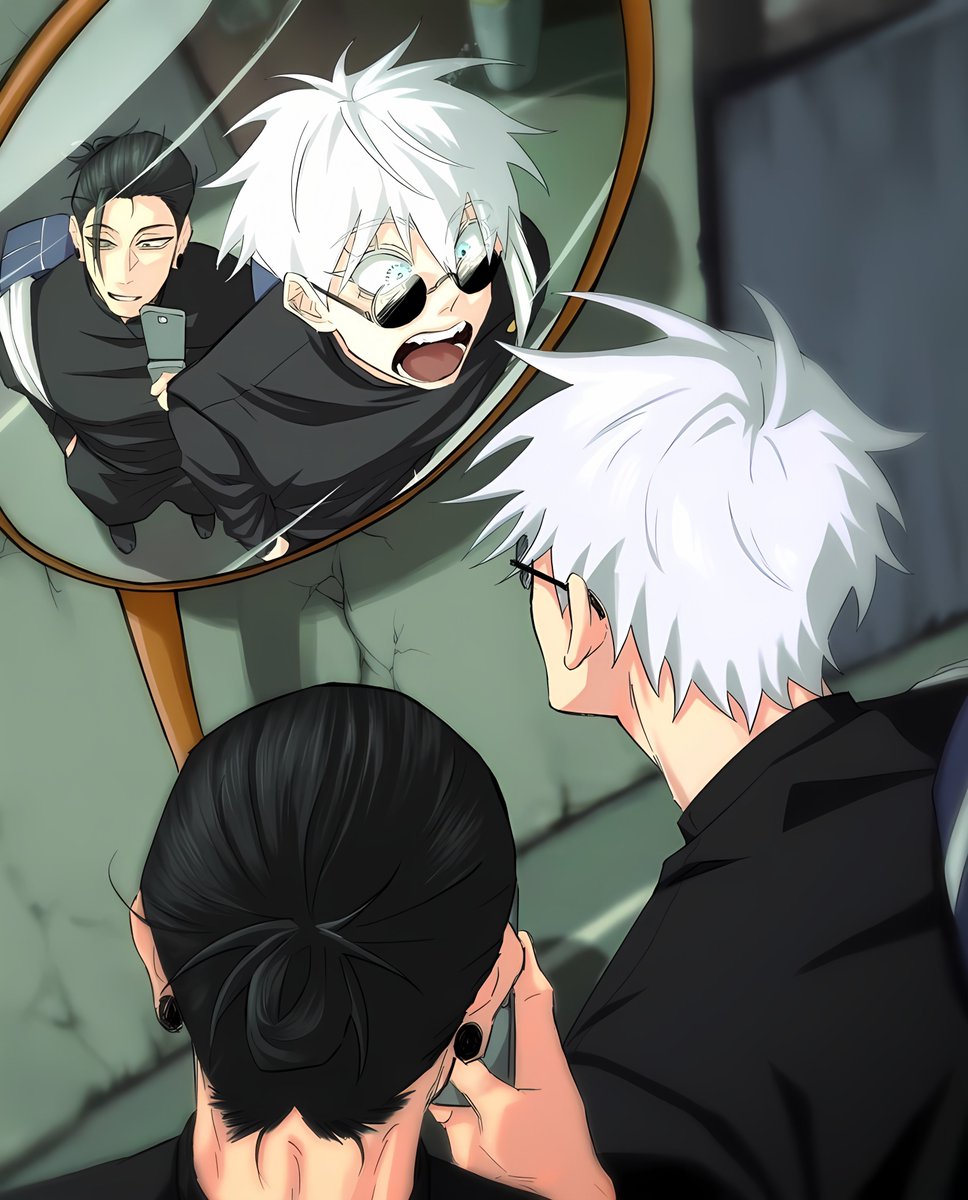 Dahaka_x's tweet photo. When you look into a convex mirror and your soul leaves your body 🙉 https://t.co/yRwSIGU4H5