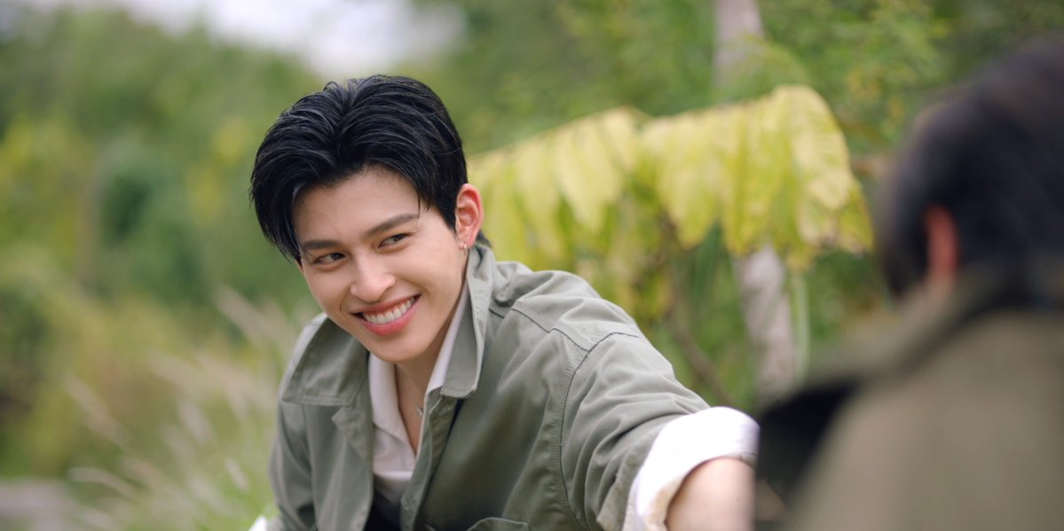 GMMTV's tweet photo. เจ้าพี่ชายกับเจ้าน้องชายน่ารักกันมากเลยนี่นาาาา 🫶🏻 โมเมนต์พี่น้องคู่นี้น่ารักมั่กกกกก 
#PeachAndMeSeriesFinalEP
@ppnaravit @williamjkp1 https://t.co/882OBFncLw