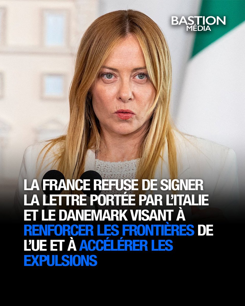 BastionMediaFR's tweet photo. 🔴🇪🇺🇫🇷 𝗙𝗟𝗔𝗦𝗛 𝗜𝗡𝗙𝗢 — La France REFUSE de signer la lettre portée par l’Italie et le Danemark visant à renforcer les frontières de l’UE et à accélérer les expulsions.

Sur les 27 États membres de l’Union européenne, seuls la France, l’Espagne, l’Irlande, le Luxembourg et le Portugal ne l’ont pas signée.

(Source :@jon_delorraine)