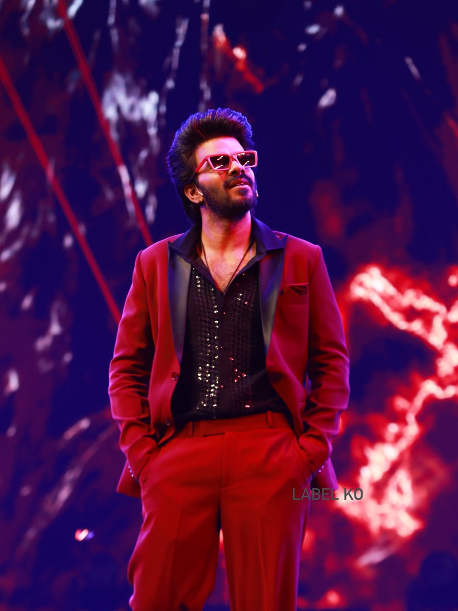 Sudheer_Cultz's tweet photo. Style &amp; Swag @sudheeranand 🔥🔥 https://t.co/6YOPMkbEcz