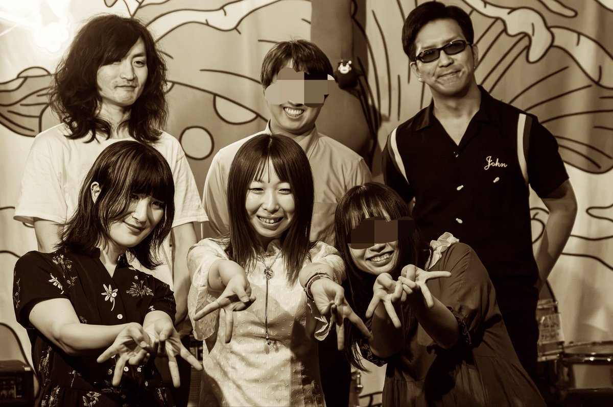 nyagogo5656's tweet photo. R8.07.30 阿佐ヶ谷mogumogu ハルナツヨウカさん企画『月灯りでまちあわせ』弐 https://t.co/jf3nzDRinM