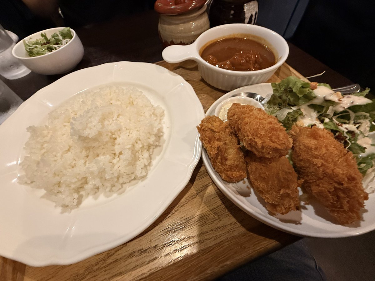 eiseiumeki's tweet photo. たまに食うカキフライがすき https://t.co/XRryAIUzSC
