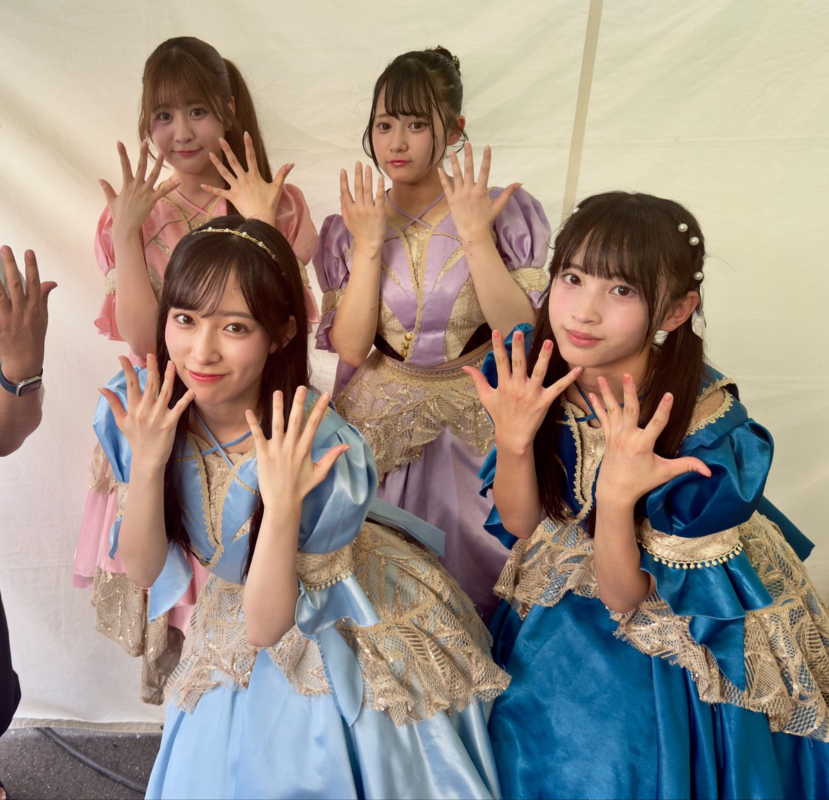North_Gate_One's tweet photo. 個人的に今年のTIFはやる気なかったけど、なんだかんだで行ってみたらめちゃくちゃ楽しめたので来て良かったです🫵🏻🫨
ばってんのライブ諸々おもろかった🌛🫷🏻 https://t.co/PdgticvIi7