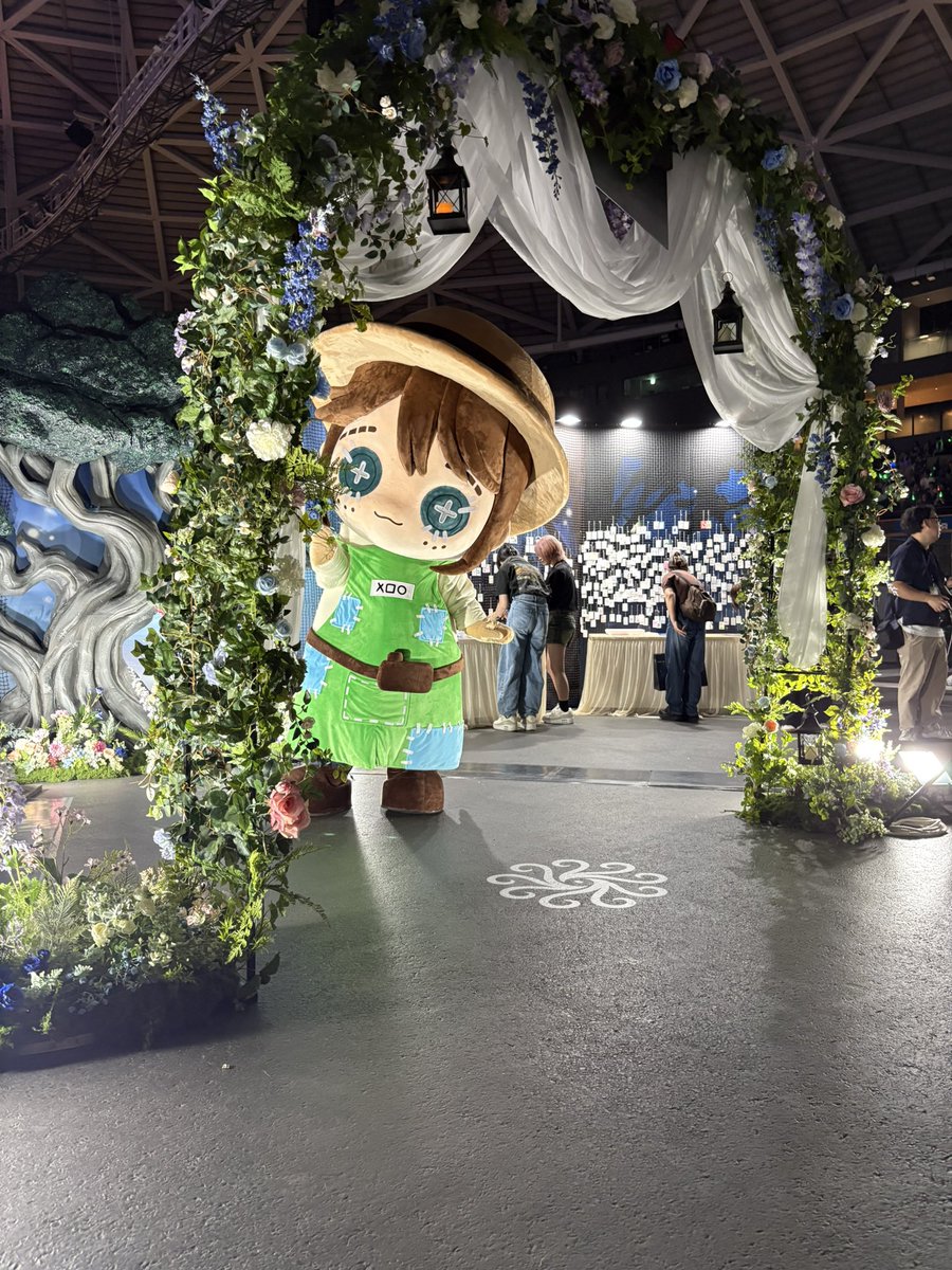 komattesimatt's tweet photo. このデカエマ愛おしすぎる
赤ちゃんやん https://t.co/6jlD8yWzBa