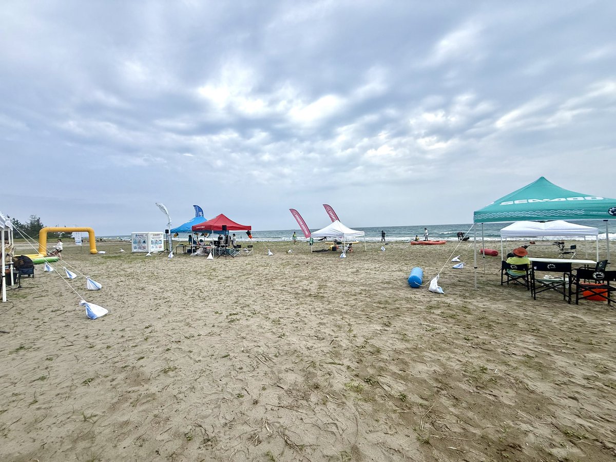 gaugaufukkou's tweet photo. 今日ハ早朝カラ移動シテ珠洲市デ開催サレテイタ子供達支援ノイベントヲ視察。

私2年半位能登半島ニ通ッテテ初メテ飛行機デ行ッタ。

羽田カラメチャクチャ直グ着イタ。。

シカモ、日帰リ出来タ。。。

コレマデ50回以上通ッテテ初メテナ事ニ自分デモ驚イタ...

能登ッテ飛行機ダト近イノネ😑

#モット早ク気付ケ