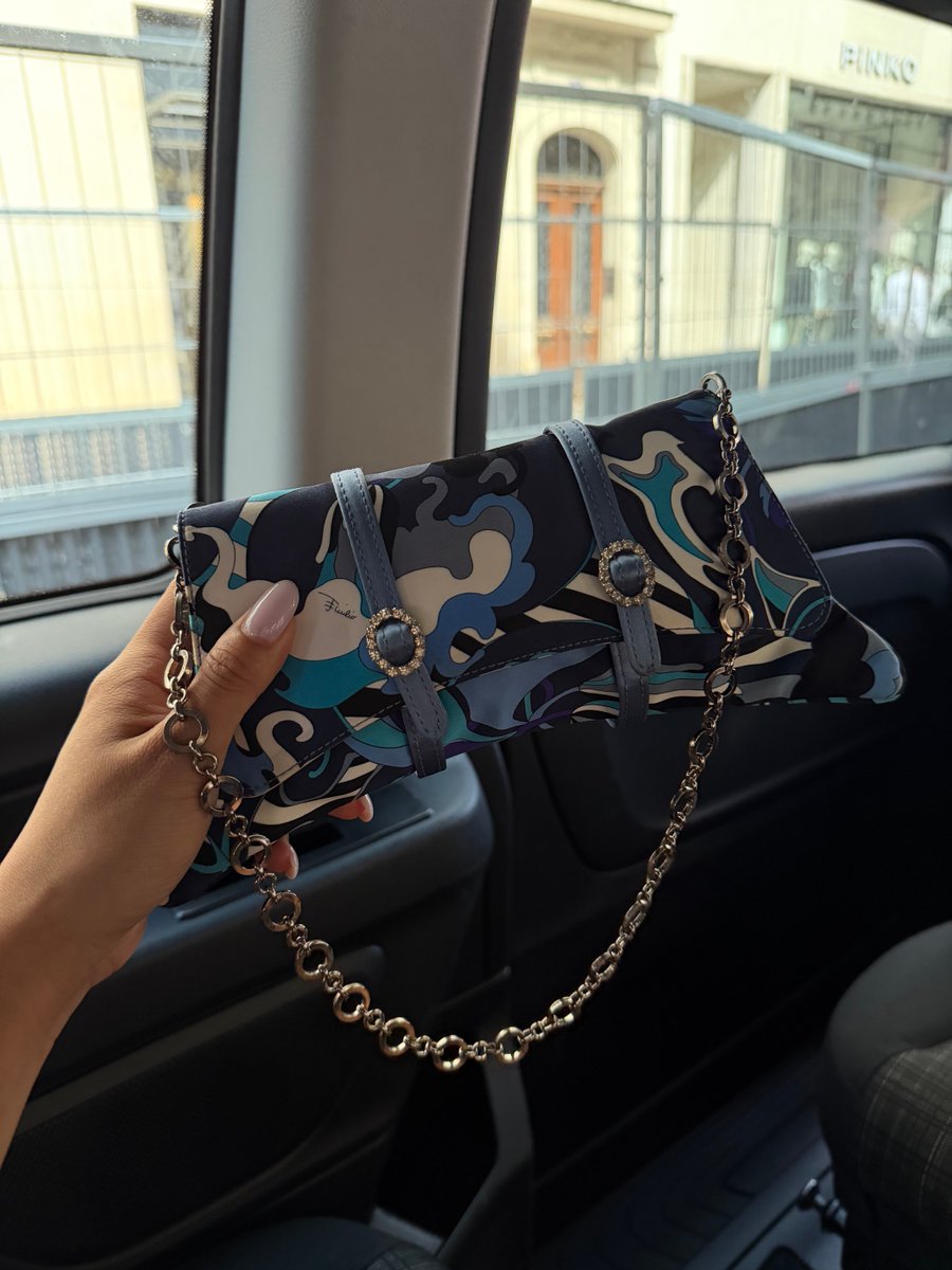 into_archive's tweet photo. Coolest pucci bag I’ve seen in a while https://t.co/g0IpE6M6xq
