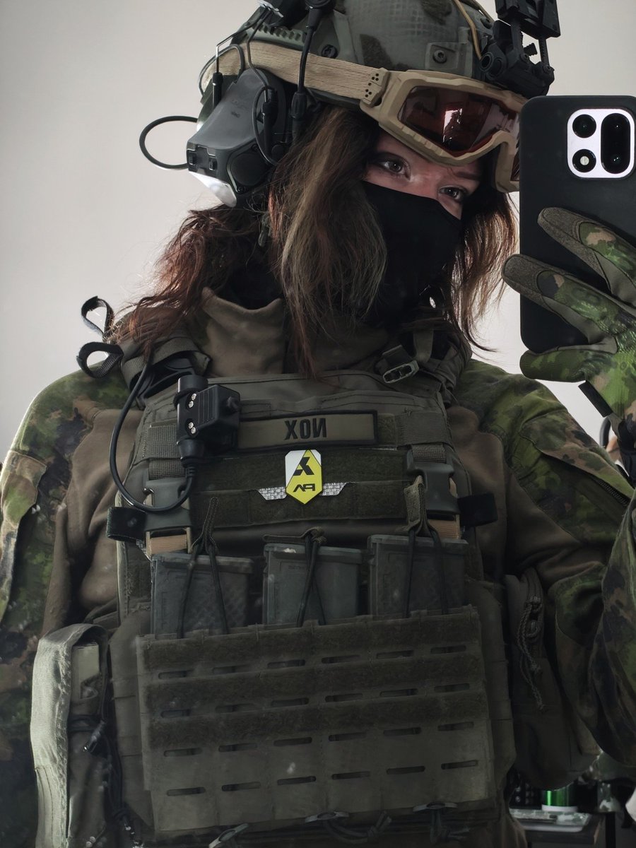 NotablyToxic's tweet photo. " Pax Armata isn't real it can't hurt you "
The humble paxxie: https://t.co/TKKiG5OAdA