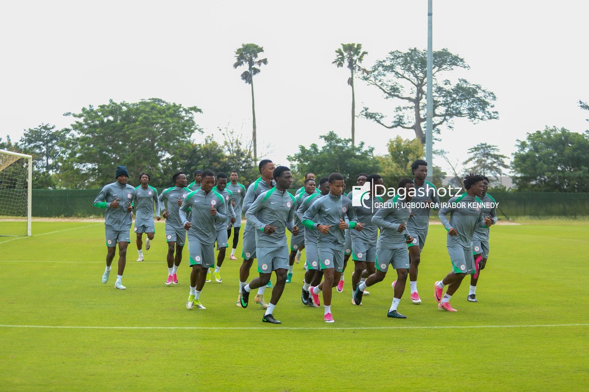 DagaShotz's tweet photo. The Flying Eagles of Nigeria wrapped up their final training session today ahead of their last Group B clash against Burkina Faso on Sunday, 2 August 2026. 🇳🇬⚽

#FlyingEagles | #DagashotzinIvoryCoast | #DagashotzxWAFUBU20 https://t.co/eM4D6m0HLw