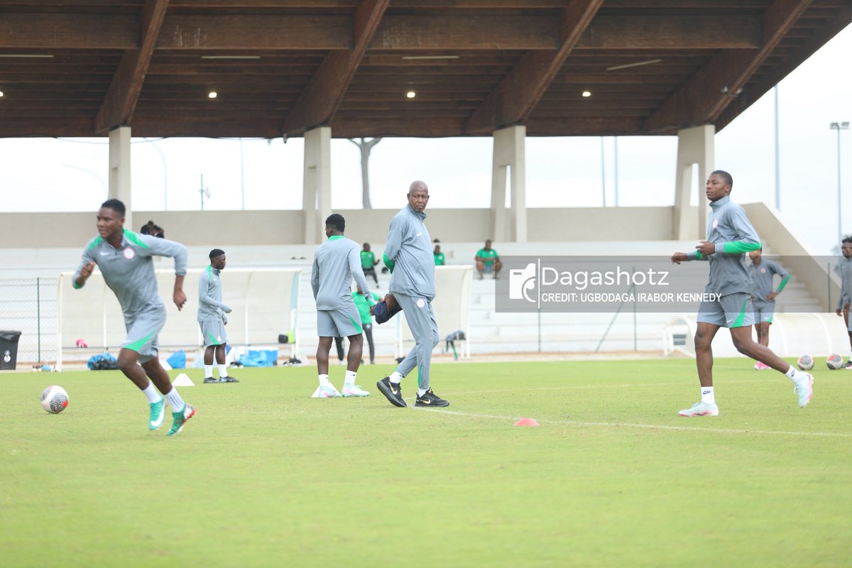 DagaShotz's tweet photo. The Flying Eagles of Nigeria wrapped up their final training session today ahead of their last Group B clash against Burkina Faso on Sunday, 2 August 2026. 🇳🇬⚽

#FlyingEagles | #DagashotzinIvoryCoast | #DagashotzxWAFUBU20 https://t.co/eM4D6m0HLw