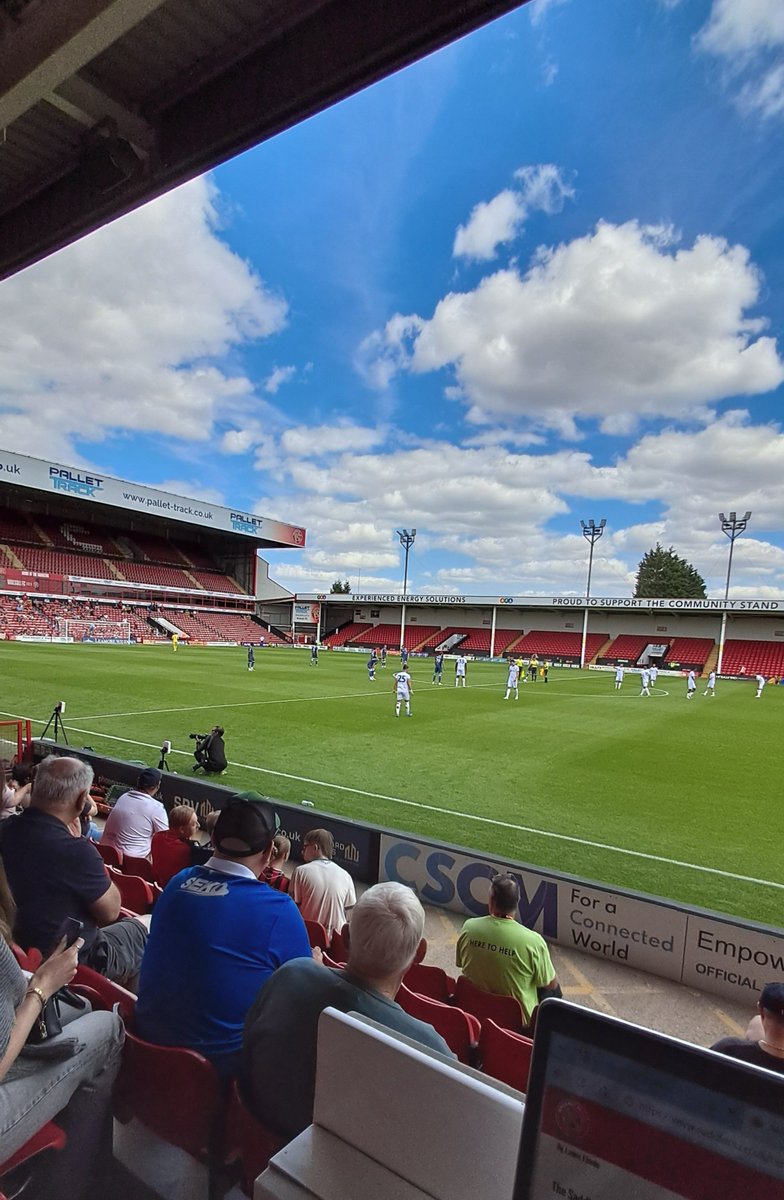 LFinnie_'s tweet photo. #Saddlers vs Notts County ✍️ https://t.co/PQJe7AuvLB