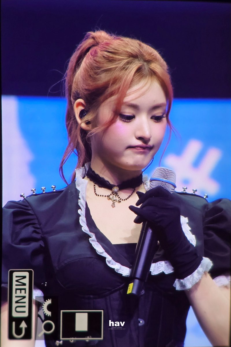 _070315's tweet photo. 260801 pre

부리나옴 🐣

#FIFTYFIFTY #피프티피프티 #ATHENA #아테나 #내새꾸💗 https://t.co/qIXrRO9OYa