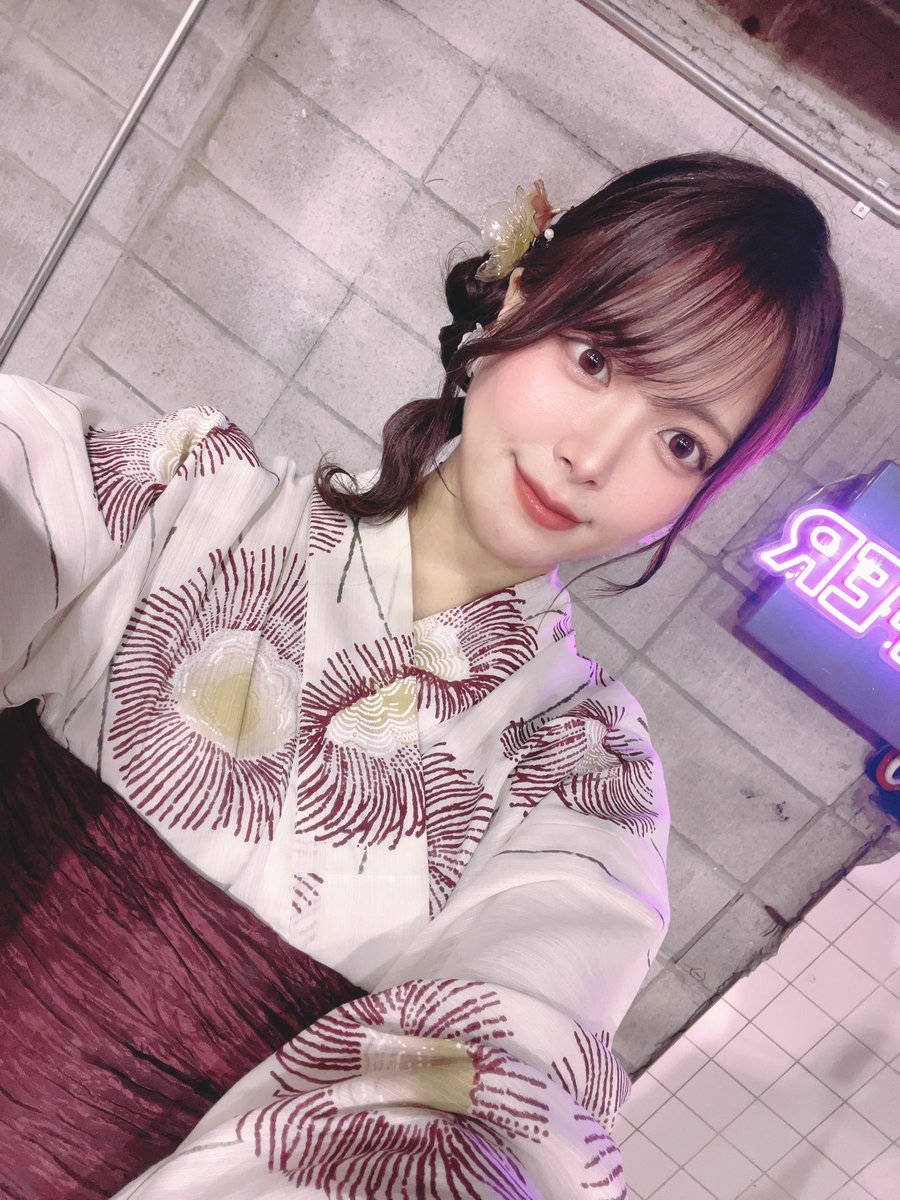 ami_komine's tweet photo. ありがとうございました✨✨
第2回も開催できて最高に幸せー！！
浴衣も着れて嬉しい☺️
夏の思い出作れたかな？？🫶
#宴JOY会 でたくさん呟いてねー💖 https://t.co/nNbezL1qoS